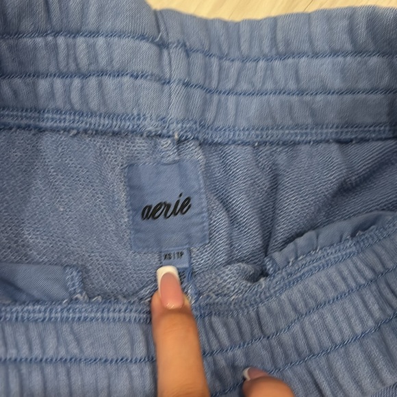 AERIE sweatshorts - Picture 2 of 4